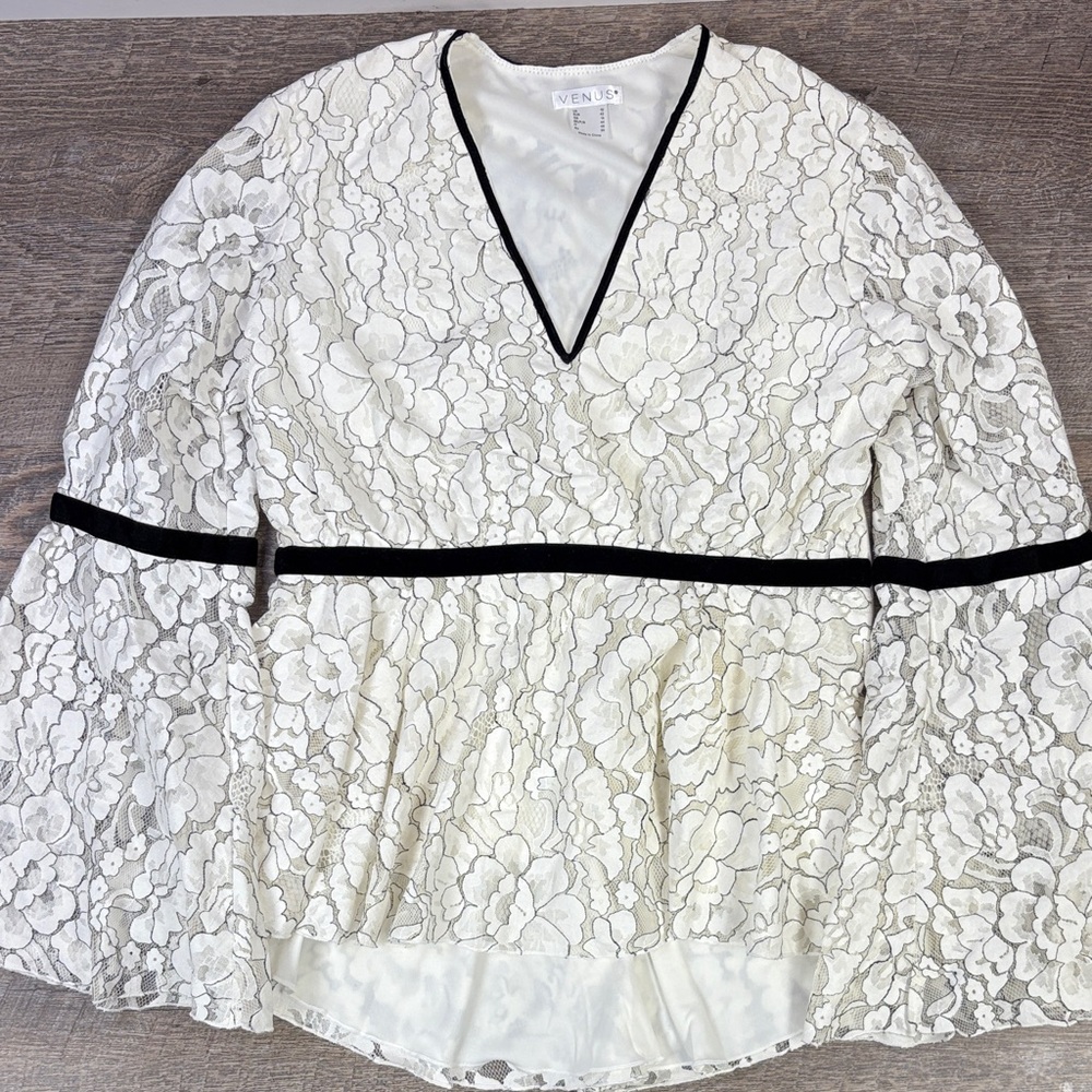🤍 VENUS Ivory Lace Blouse with Black Trim | Size 10